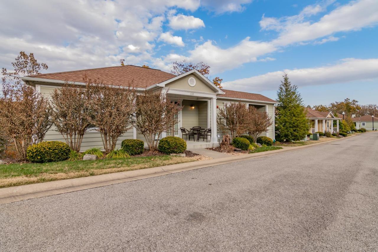 Two Bedroom Villa In The Heart Of Branson! Exterior foto